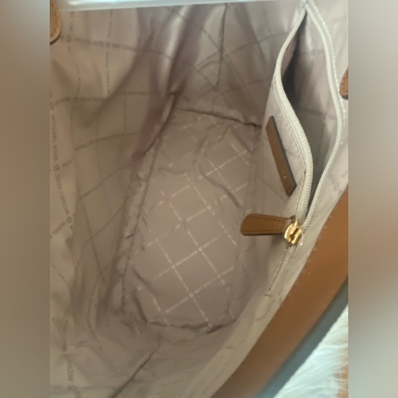 Michael Kors Bedford Medium PKT tote mini MK logo - Picture 6 of 12